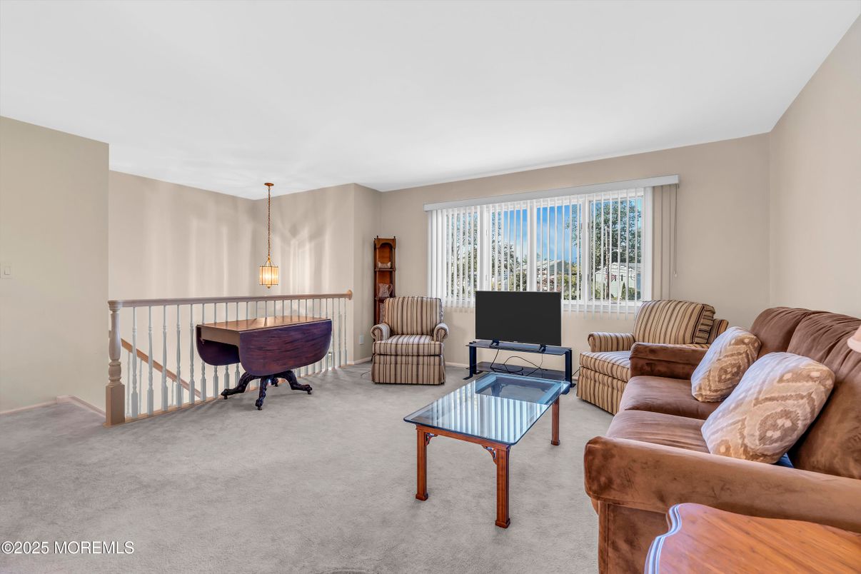 Interior, Living room, Pendant Lights