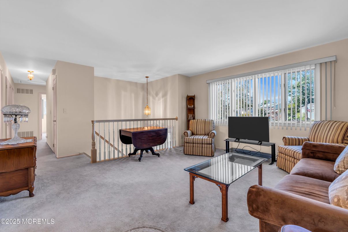 Interior, Living room, Pendant Lights