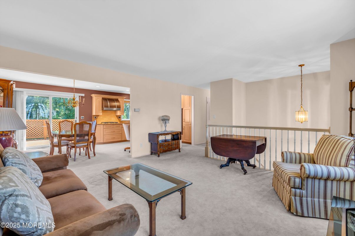 Dining room, Interior, Living room, Pendant Lights