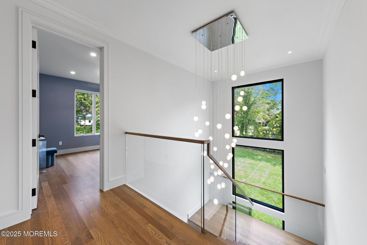 Empty room, Interior, Pendant Lights, Recessed Lighting, Wood Texture Flooring