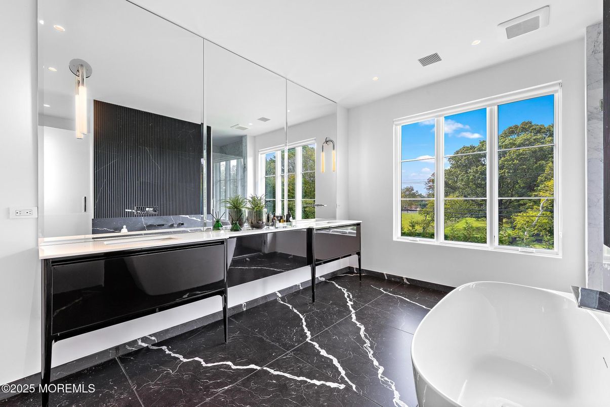 Bathroom, Dual Sink Vanities, Free Standing Baths, Interior, Marble, Recessed Lighting