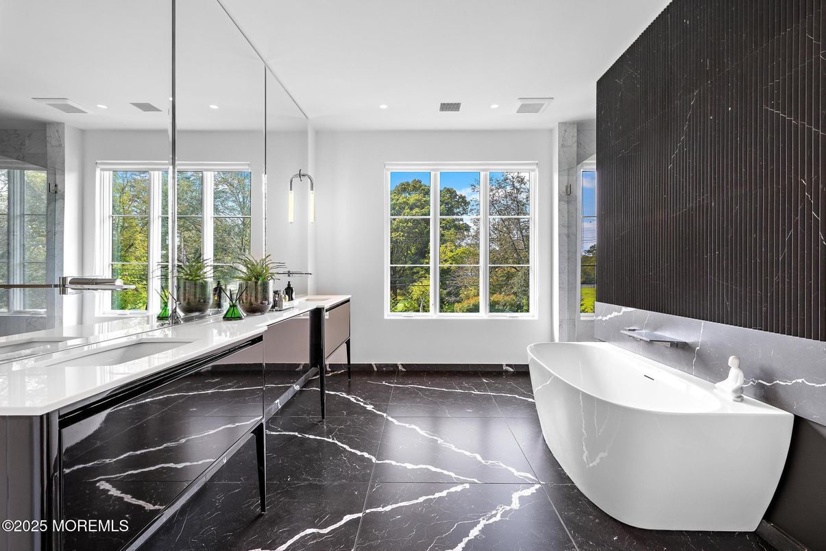 Bathroom, Dual Sink Vanities, Free Standing Baths, Interior, Marble, Recessed Lighting