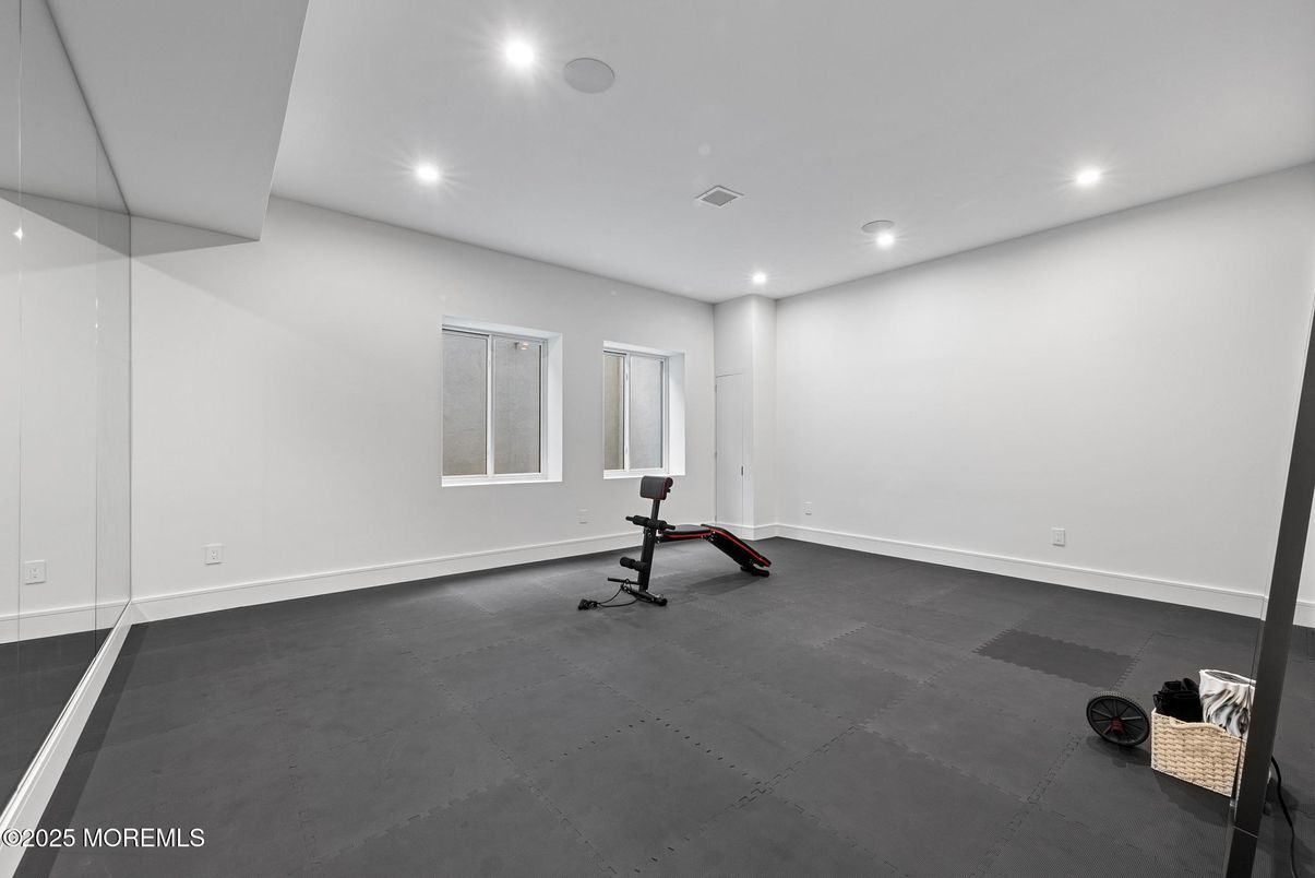 Fitness Equipment, Interior, Recessed Lighting
