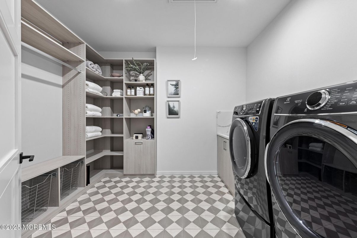 Interior, Recessed Lighting, Washer