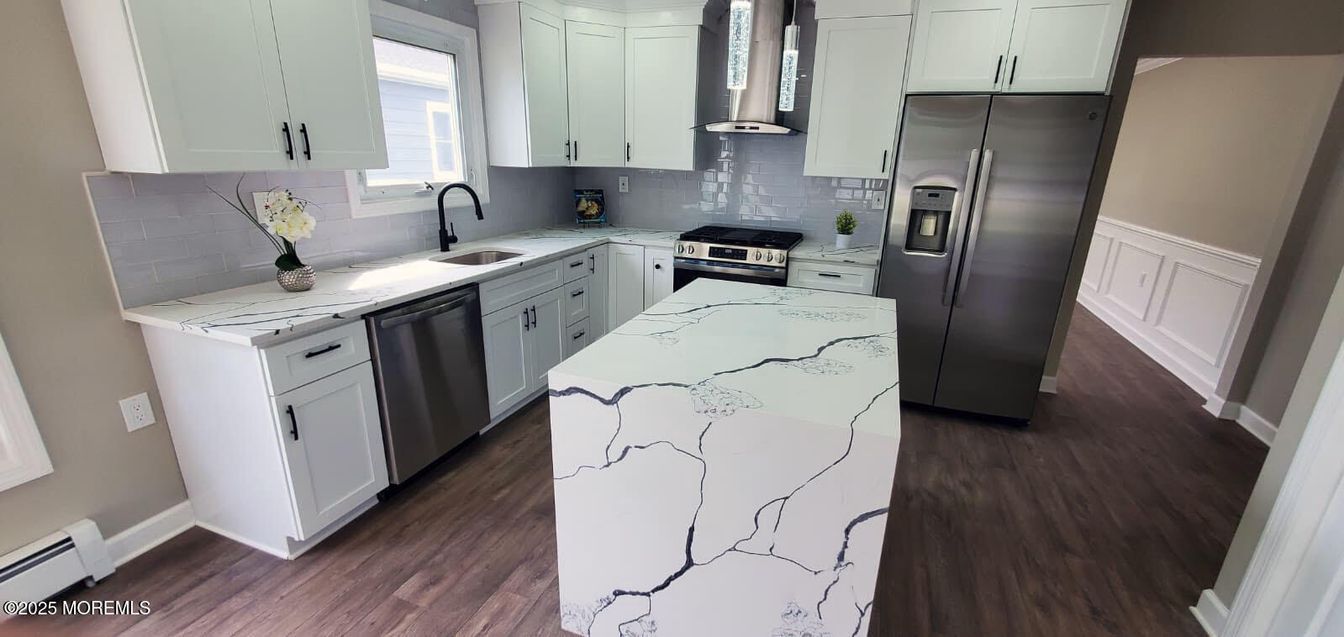 Interior, Kitchen, Stainless Steel Appliances, Wood Texture Flooring