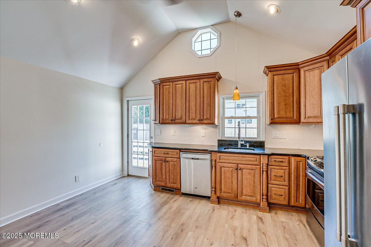 Interior, Kitchen, Pendant Lights, Recessed Lighting, Wood Texture Flooring