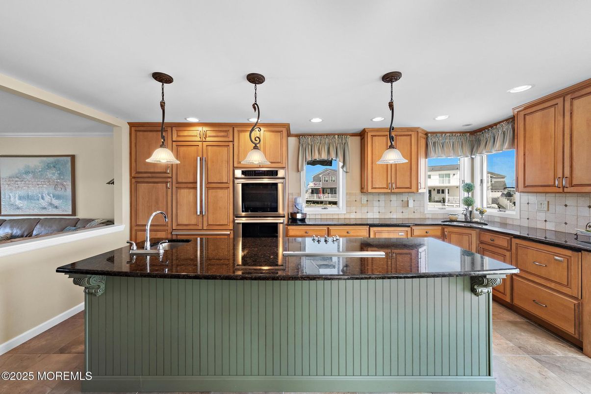 Interior, Kitchen, Pendant Lights, Recessed Lighting, Stainless Steel Appliances