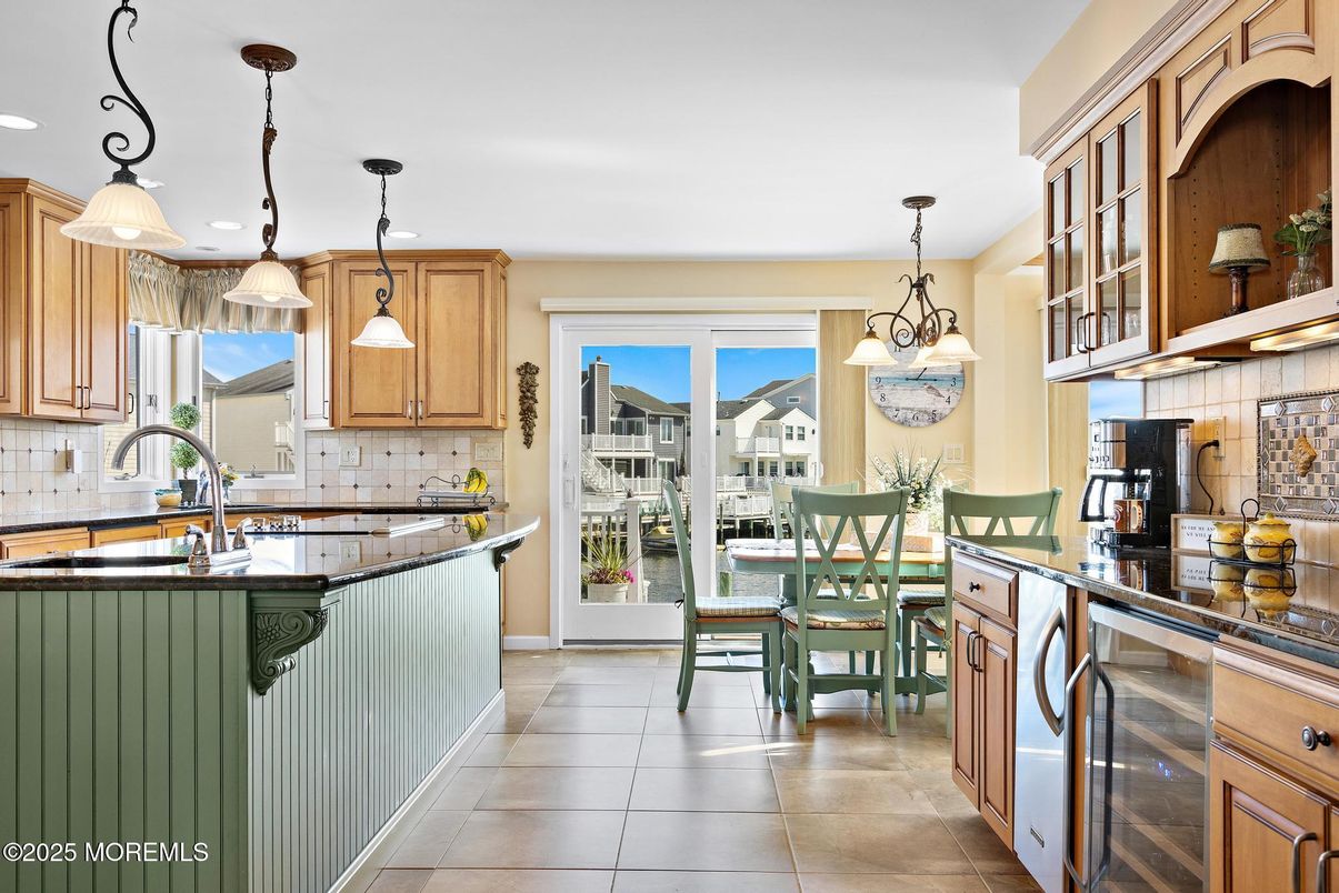Dining room, Interior, Kitchen, Pendant Lights, Recessed Lighting