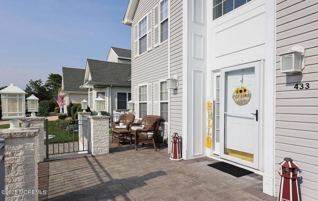 Exterior, Outdoor Kitchen