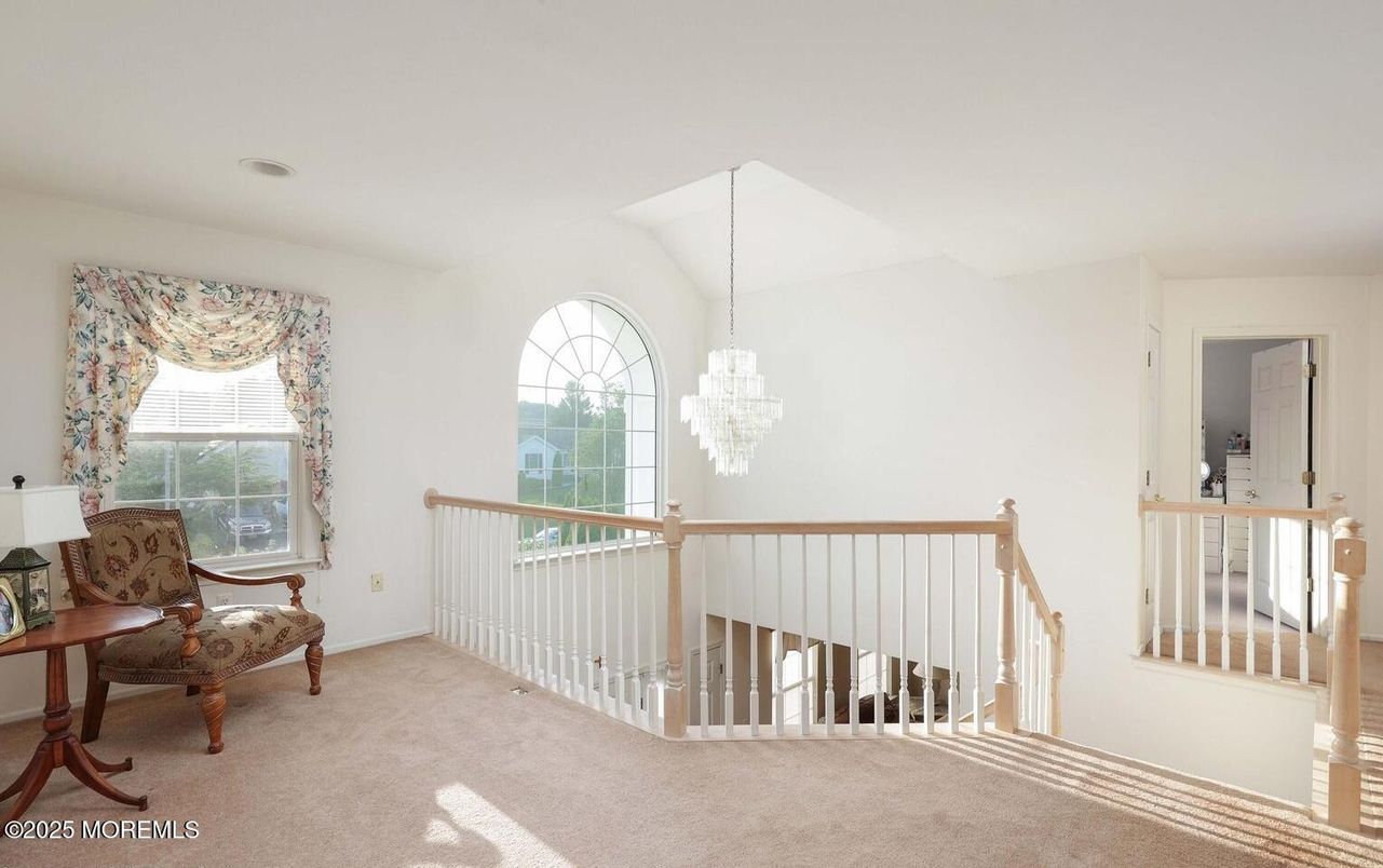 Chandelier, Interior