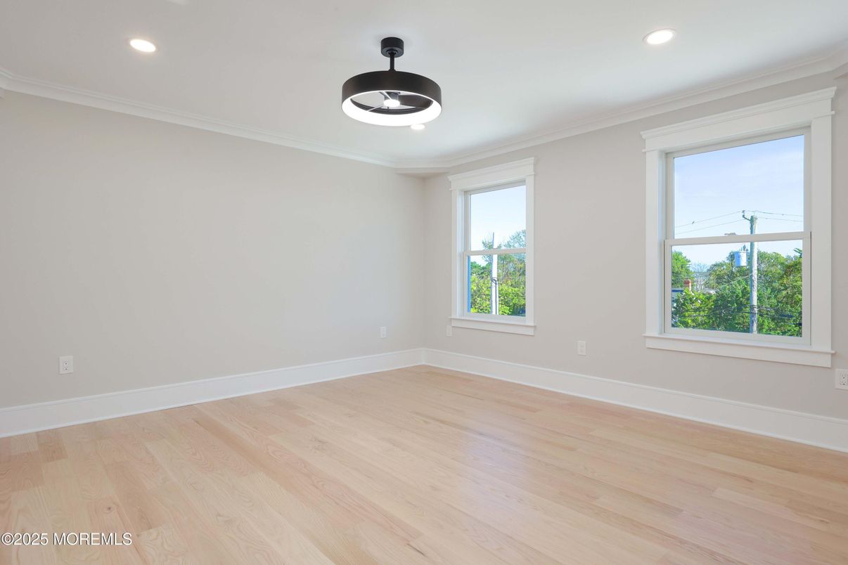 Empty room, Interior, Pendant Lights, Recessed Lighting, Wood Texture Flooring