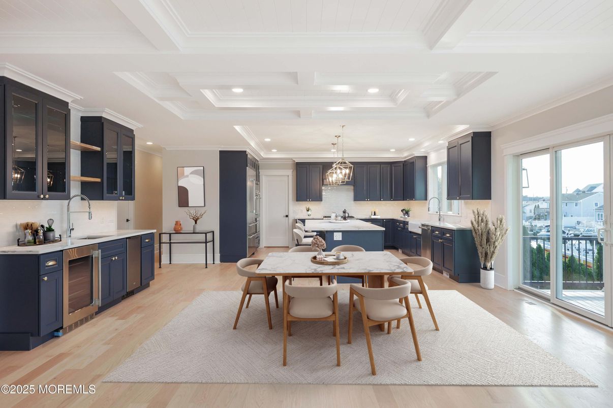Dining room, Interior, Kitchen, Pendant Lights, Recessed Lighting, Wood Texture Flooring