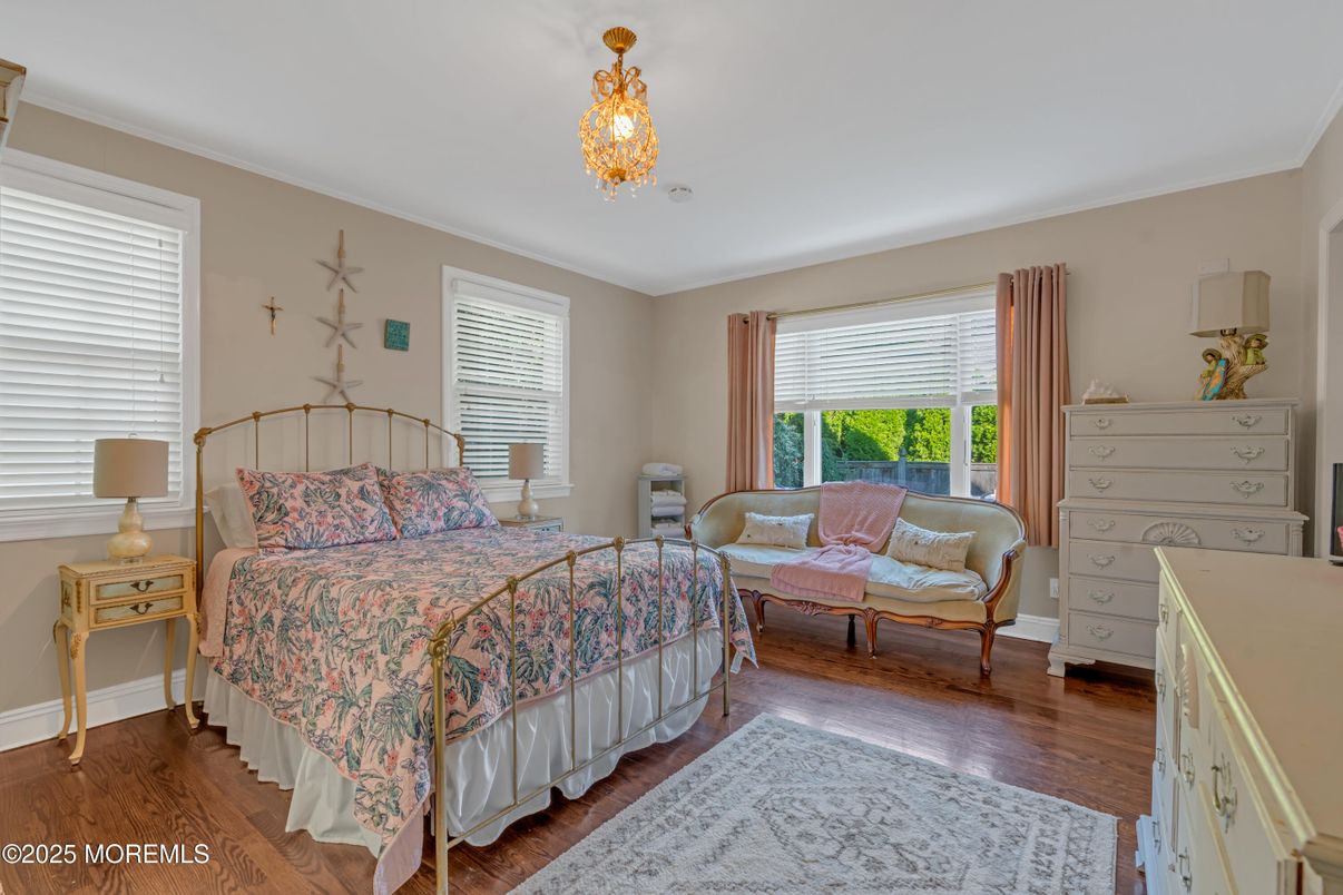 Bedroom, Chandelier, Interior, Wood Texture Flooring