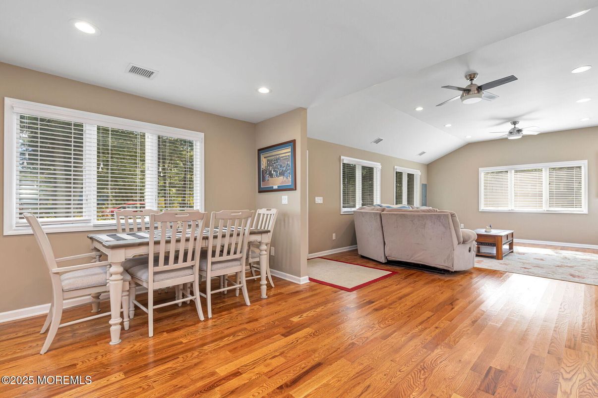 Dining room, Interior, Living room, Recessed Lighting, Wood Texture Flooring