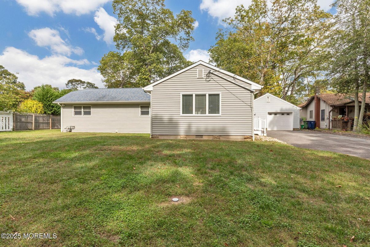 Backyard, Detached Garage, Exterior