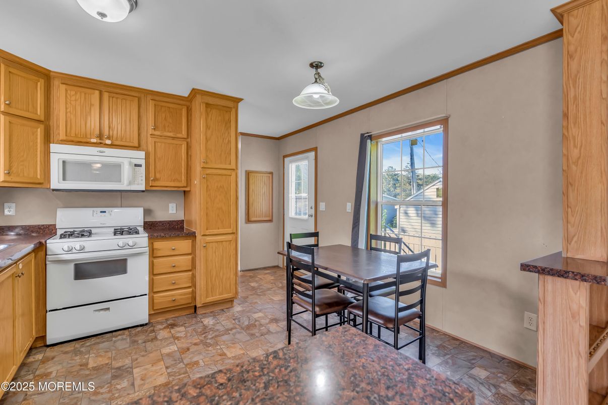 Dining room, Interior, Kitchen