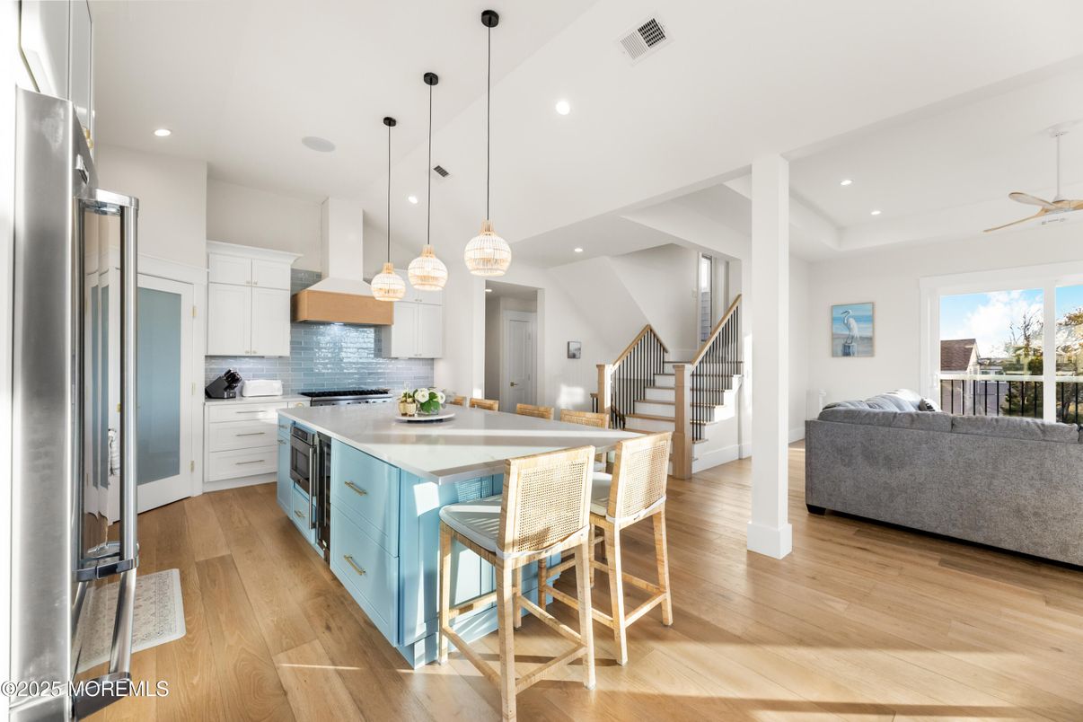Interior, Kitchen, Living room, Pendant Lights, Recessed Lighting, Stainless Steel Appliances, Wood Texture Flooring