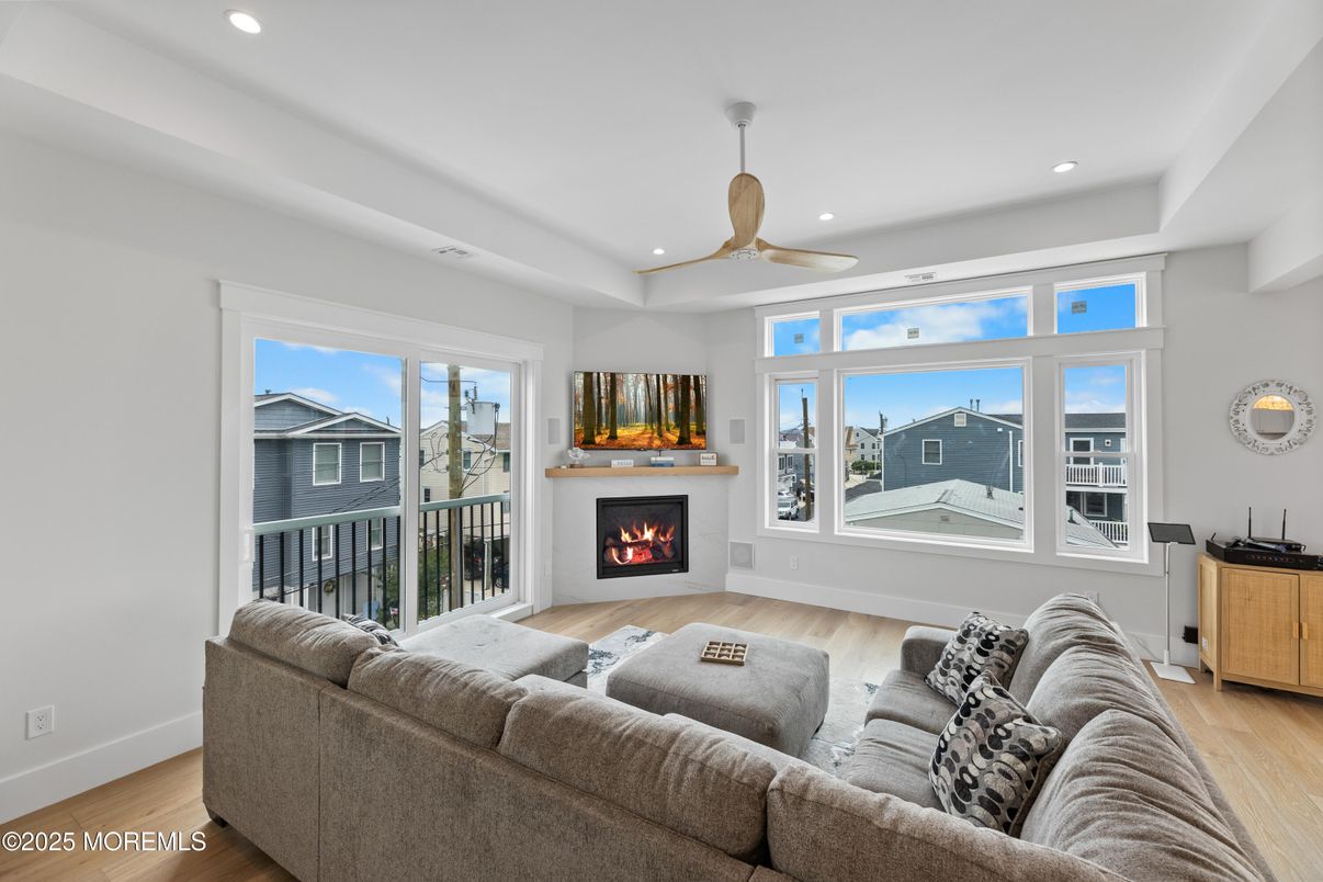 Fireplace, Interior, Living room, Recessed Lighting, Wood Texture Flooring