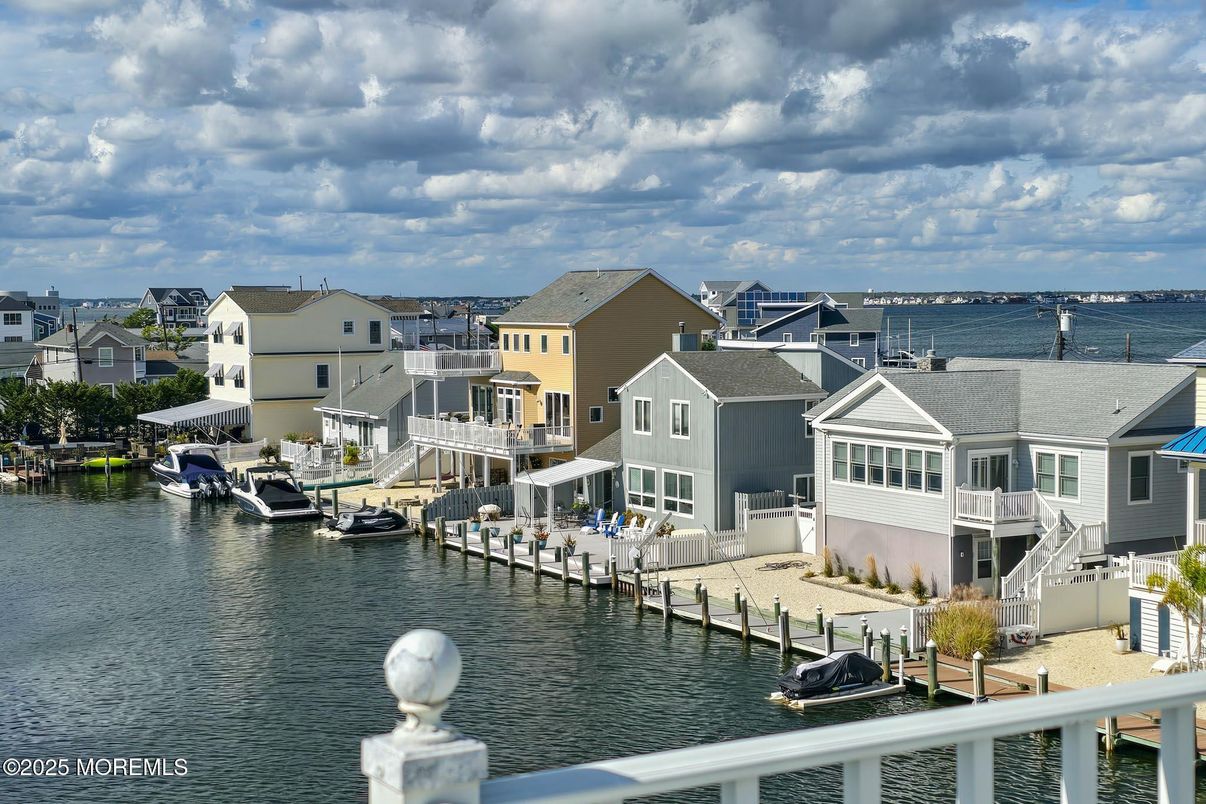 Exterior, Water
