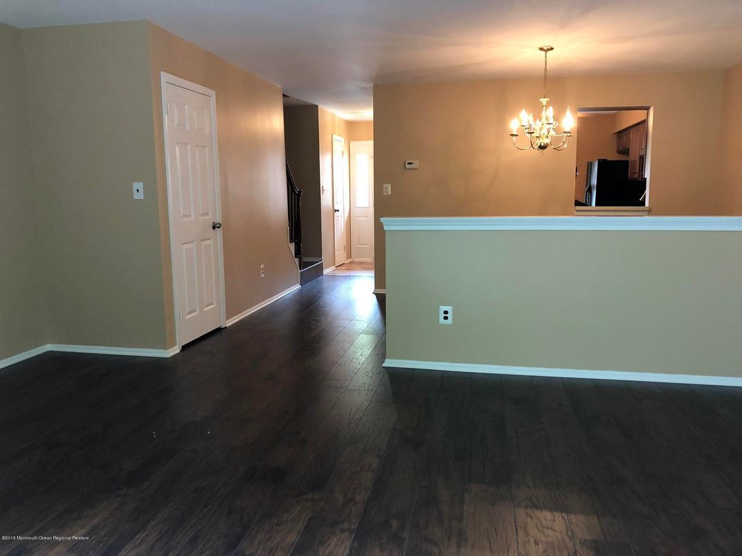 Chandelier, Empty room, Interior, Wood Texture Flooring