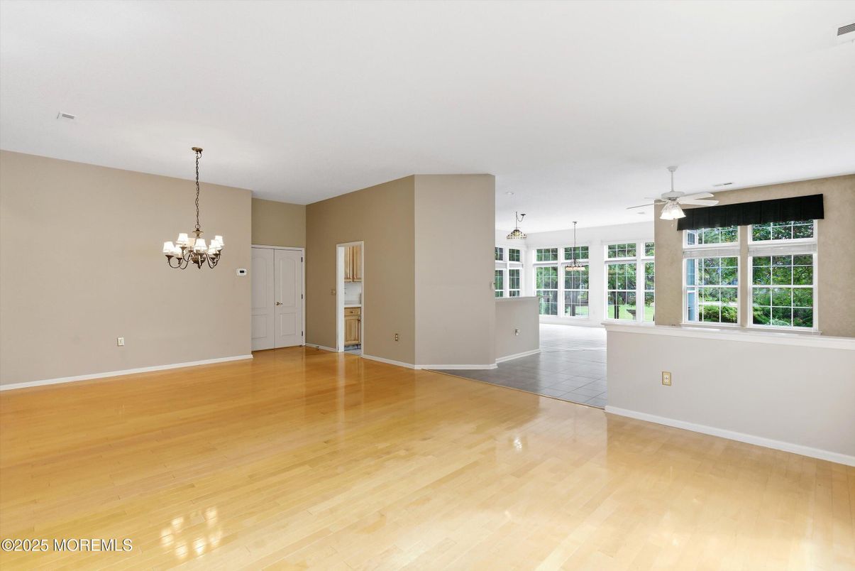Chandelier, Empty room, Interior, Wood Texture Flooring