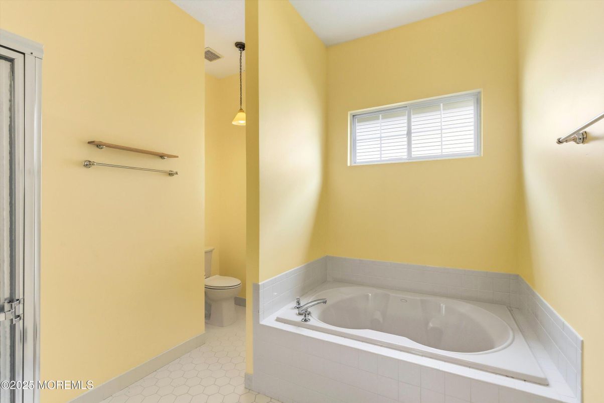 Bathroom, Interior, Pendant Lights