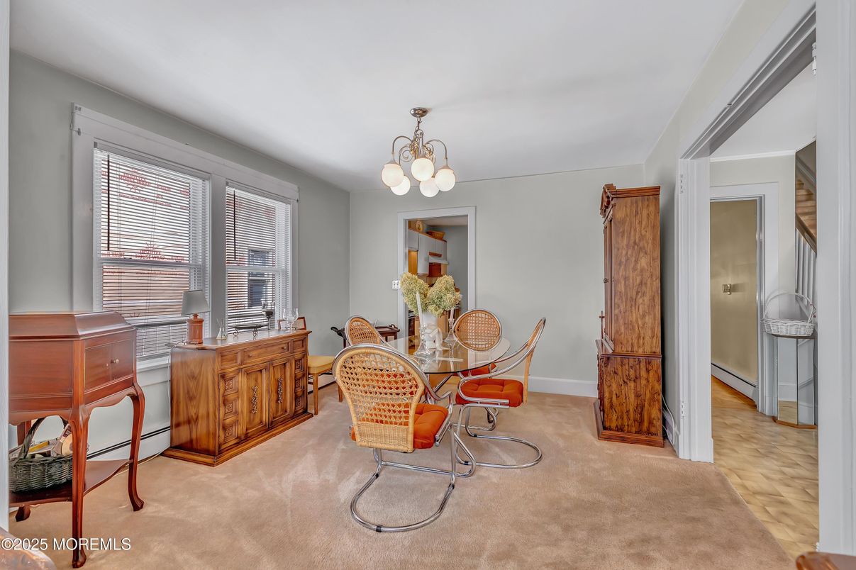 Chandelier, Dining room, Interior