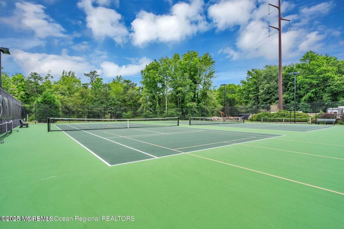 Exterior, Tennis Courts