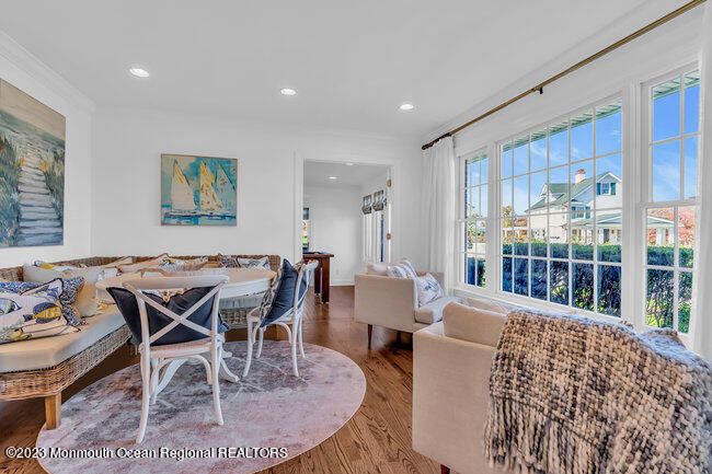 Dining room, Interior, Living room, Recessed Lighting, Wood Texture Flooring