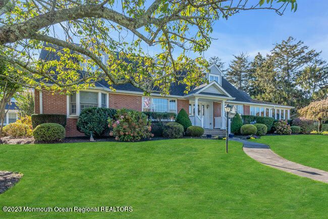 Exterior, Facade, Brick Facade, Cape Cod