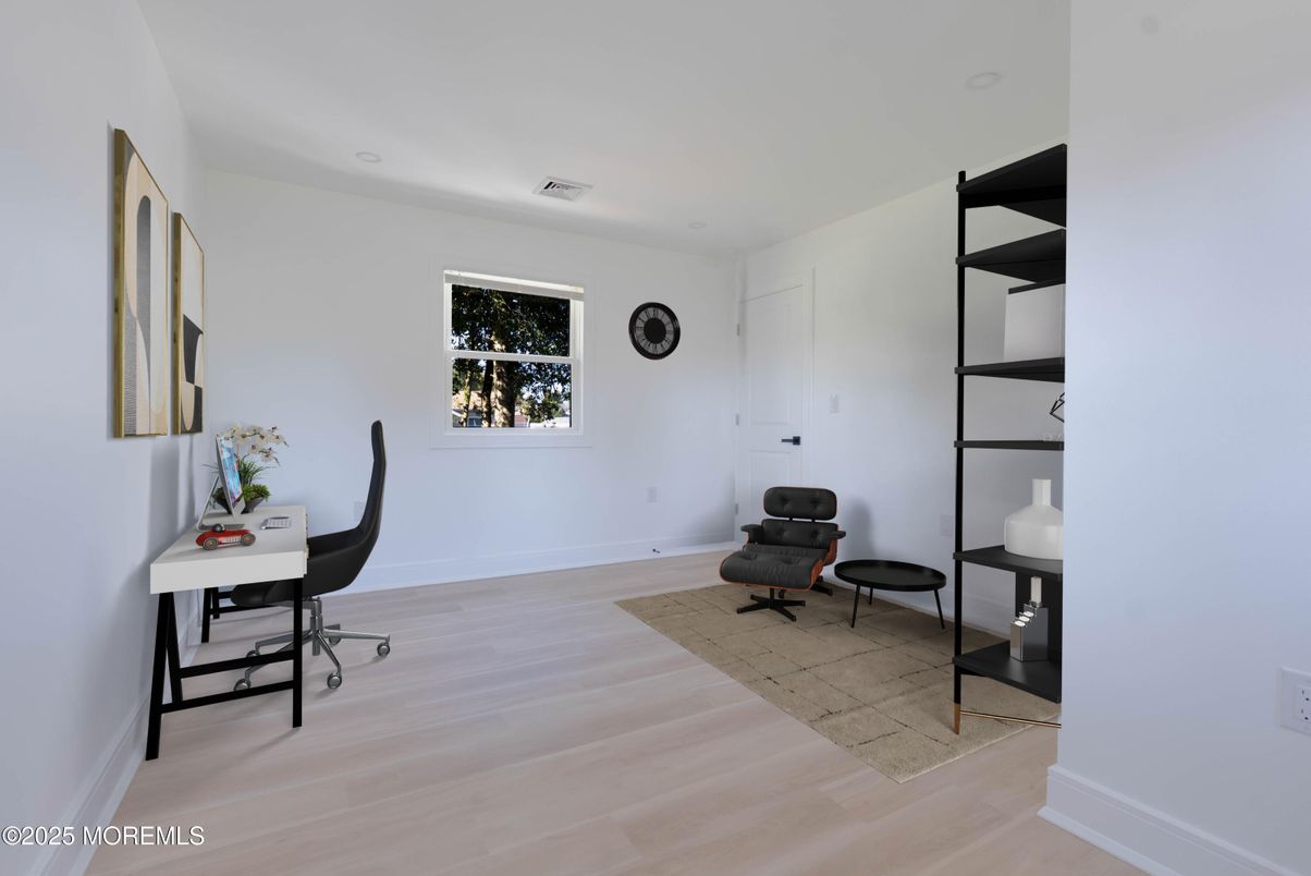 Home Office, Interior, Recessed Lighting, Wood Texture Flooring