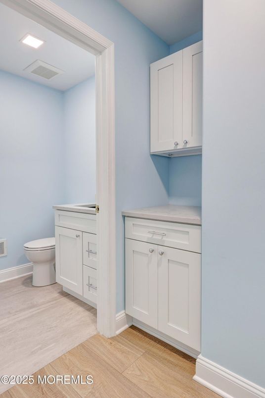 Bathroom, Interior, Recessed Lighting, Wood Texture Flooring