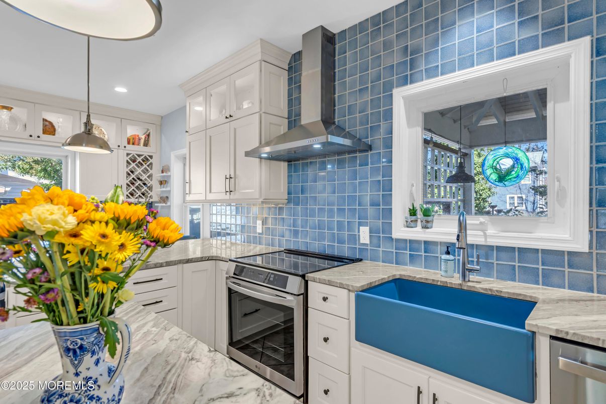 Interior, Kitchen, Marble, Pendant Lights, Recessed Lighting, Stainless Steel Appliances