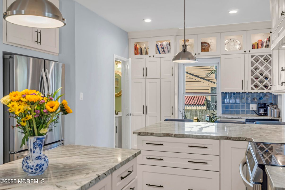 Interior, Kitchen, Pendant Lights, Recessed Lighting, Stainless Steel Appliances