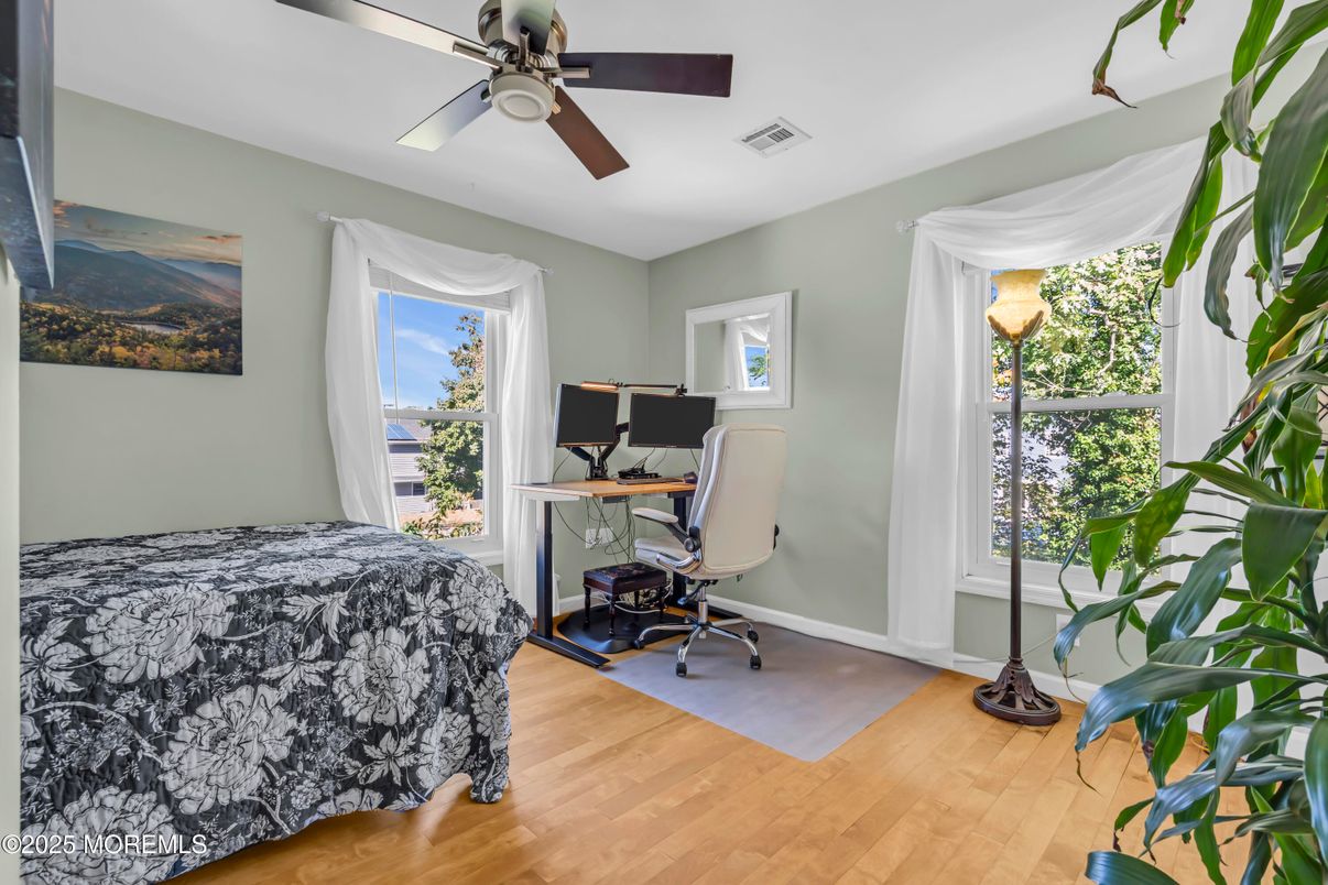 Bedroom, Home Office, Interior, Wood Texture Flooring