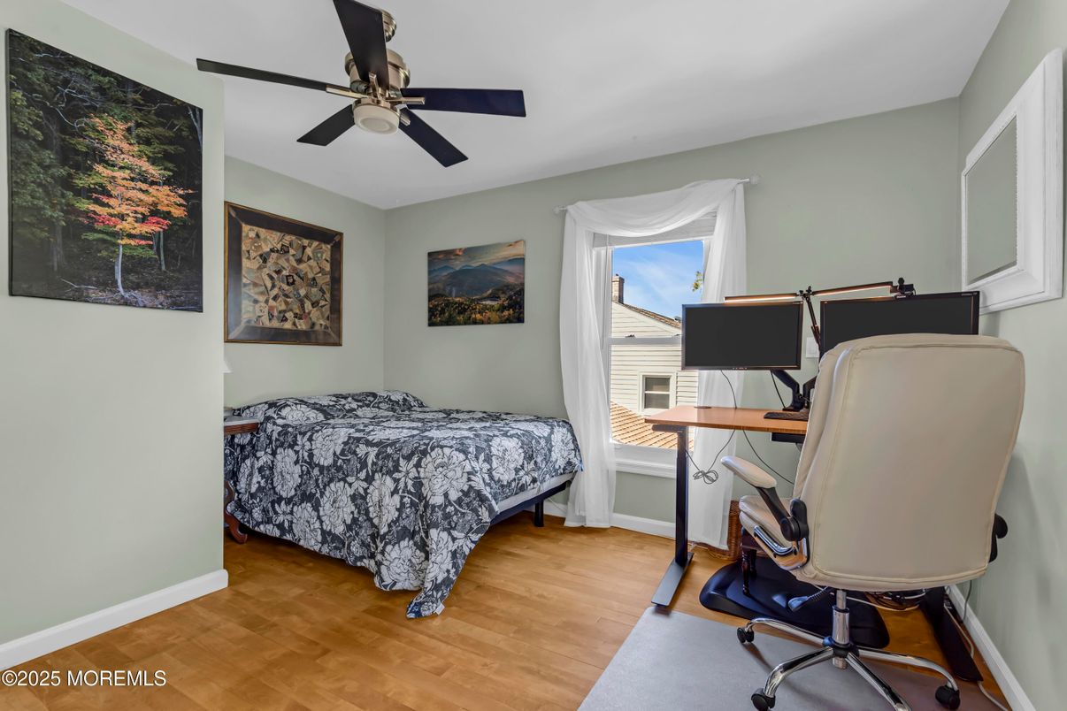 Bedroom, Home Office, Interior, Wood Texture Flooring