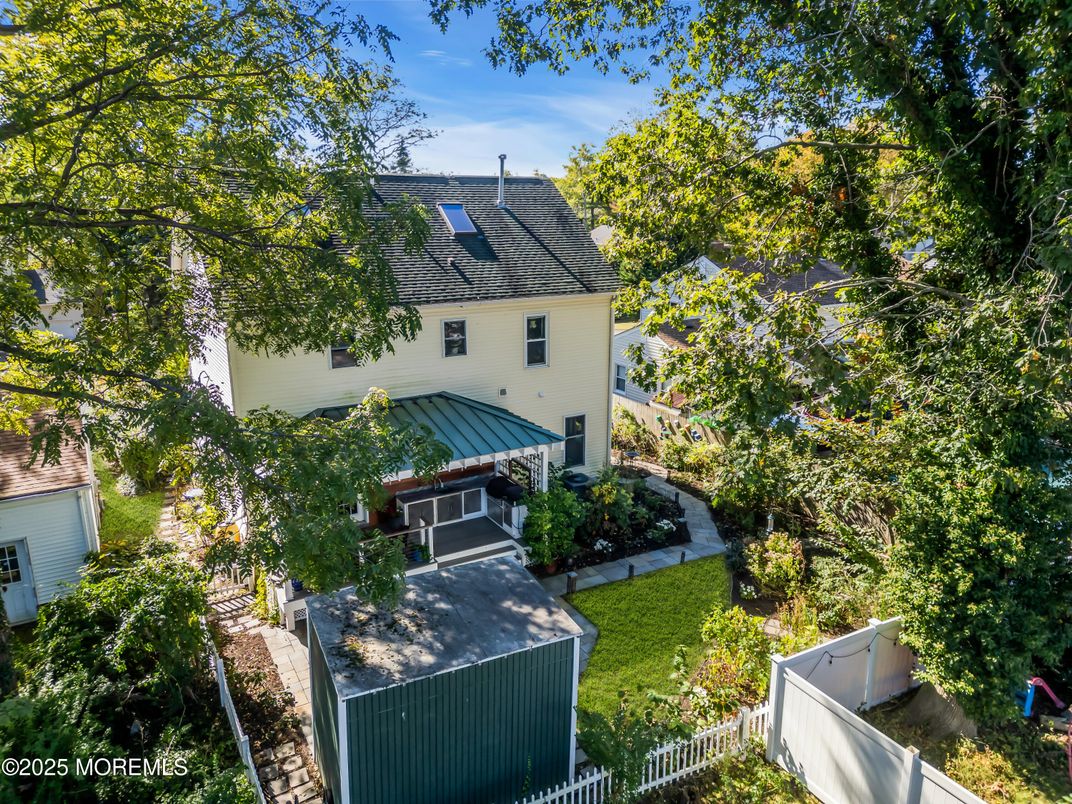 Exterior, Solar Panels