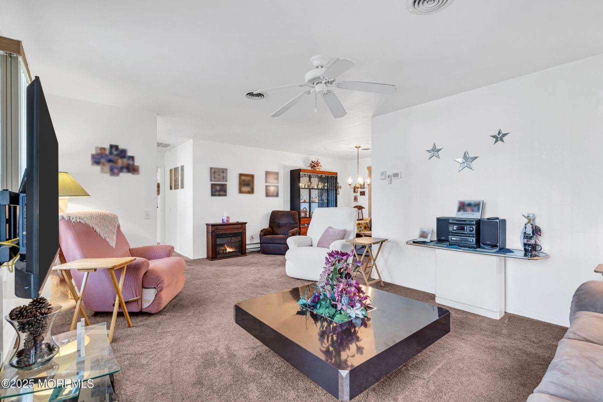 Interior, Living room, Pendant Lights