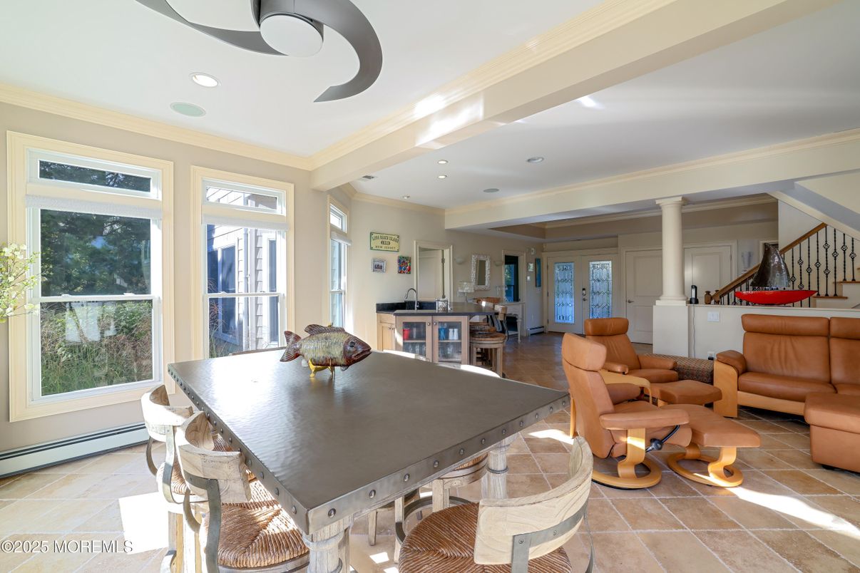 Dining room, Interior, Living room, Recessed Lighting