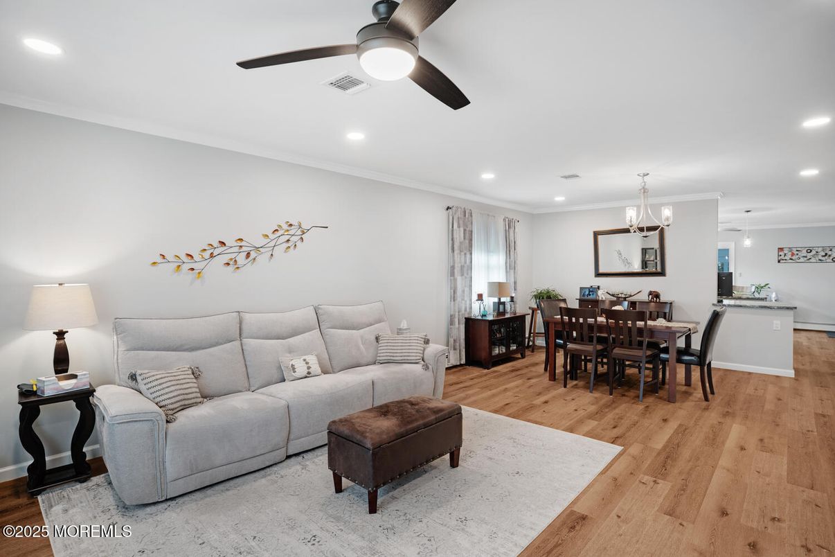 Dining room, Interior, Living room, Pendant Lights, Recessed Lighting, Wood Texture Flooring