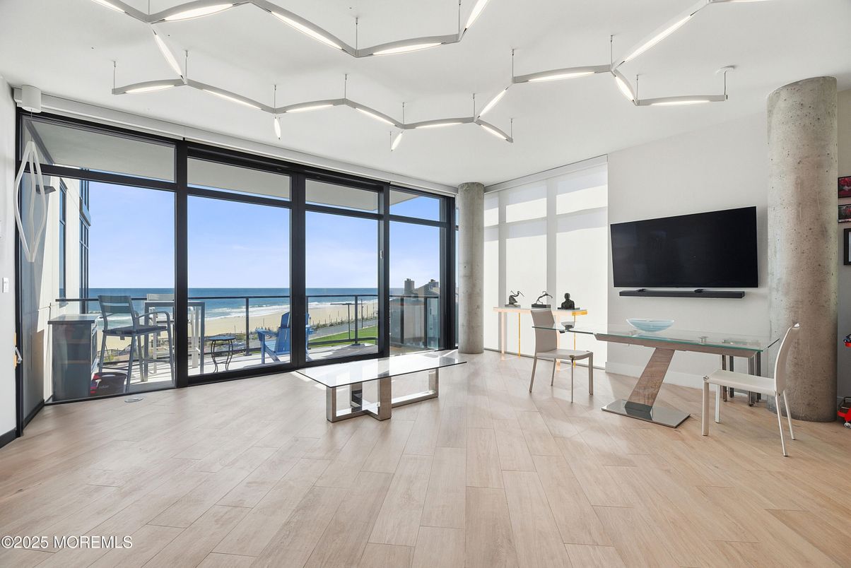 Dining room, Interior, Water, Wood Texture Flooring