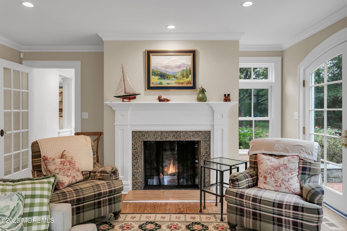 Fireplace, Interior, Recessed Lighting, Wood Texture Flooring