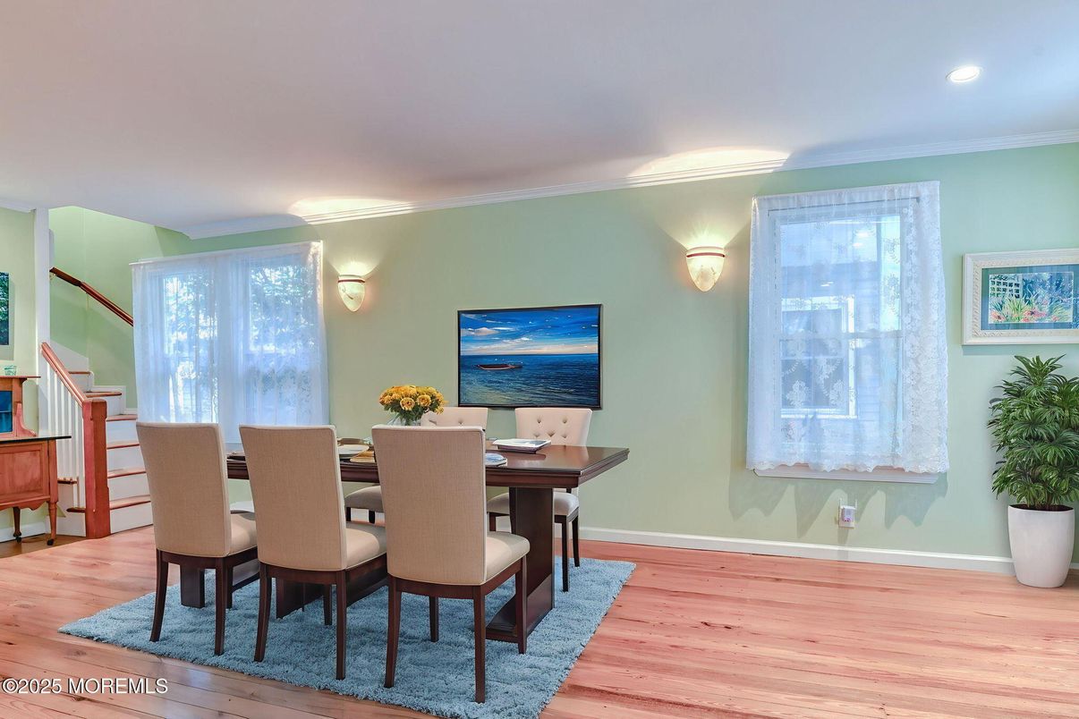 Dining room, Interior, Recessed Lighting, Wood Texture Flooring
