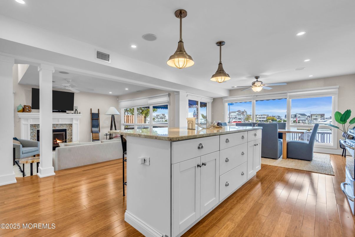 Fireplace, Interior, Living room, Pendant Lights, Recessed Lighting, Wood Texture Flooring