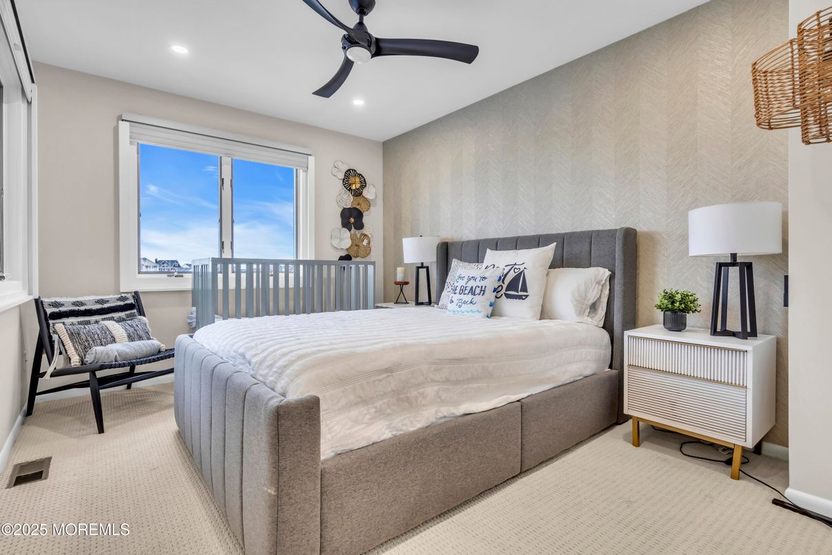 Bedroom, Interior, Recessed Lighting