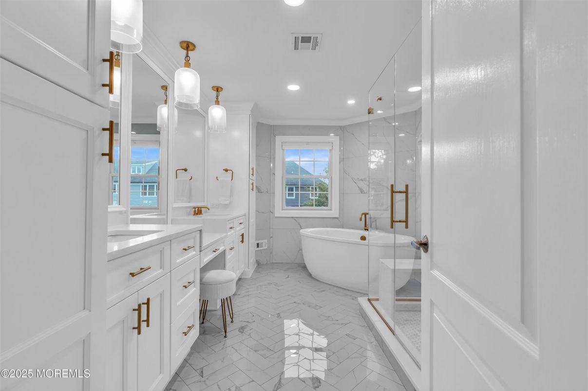 Bathroom, Free Standing Baths, Interior, Marble, Marble Walls, Recessed Lighting