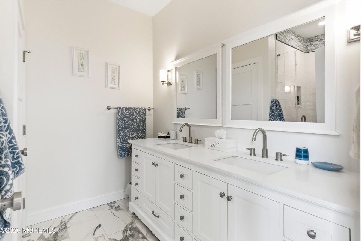 Bathroom, Dual Sink Vanities, Interior, Marble