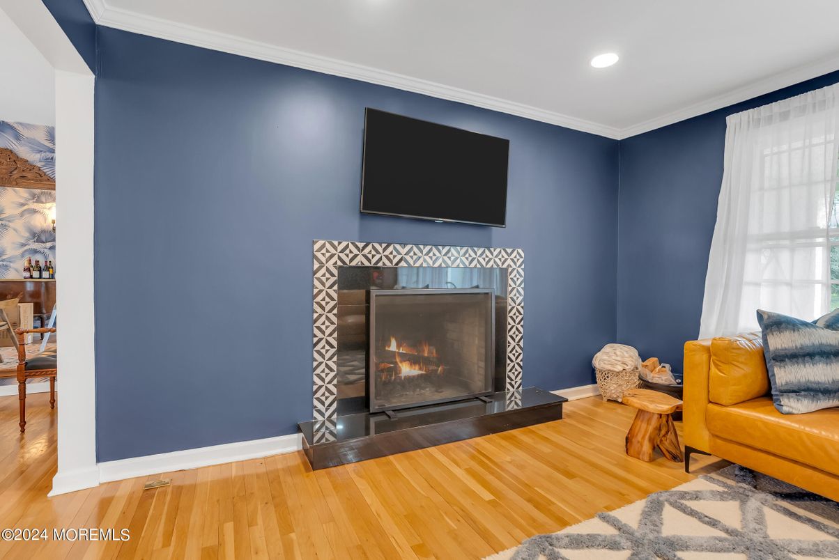 Fireplace, Interior, Recessed Lighting, Wood Texture Flooring