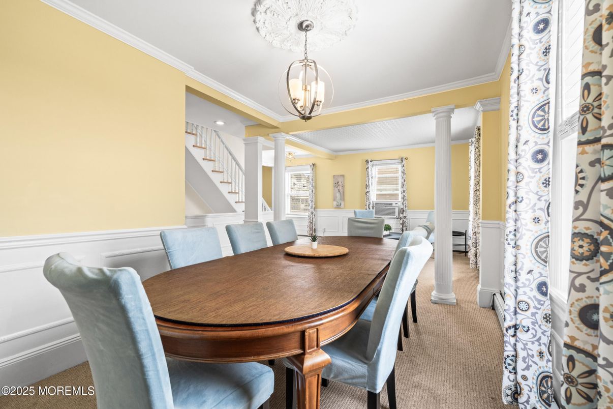 Dining room, Interior, Pendant Lights