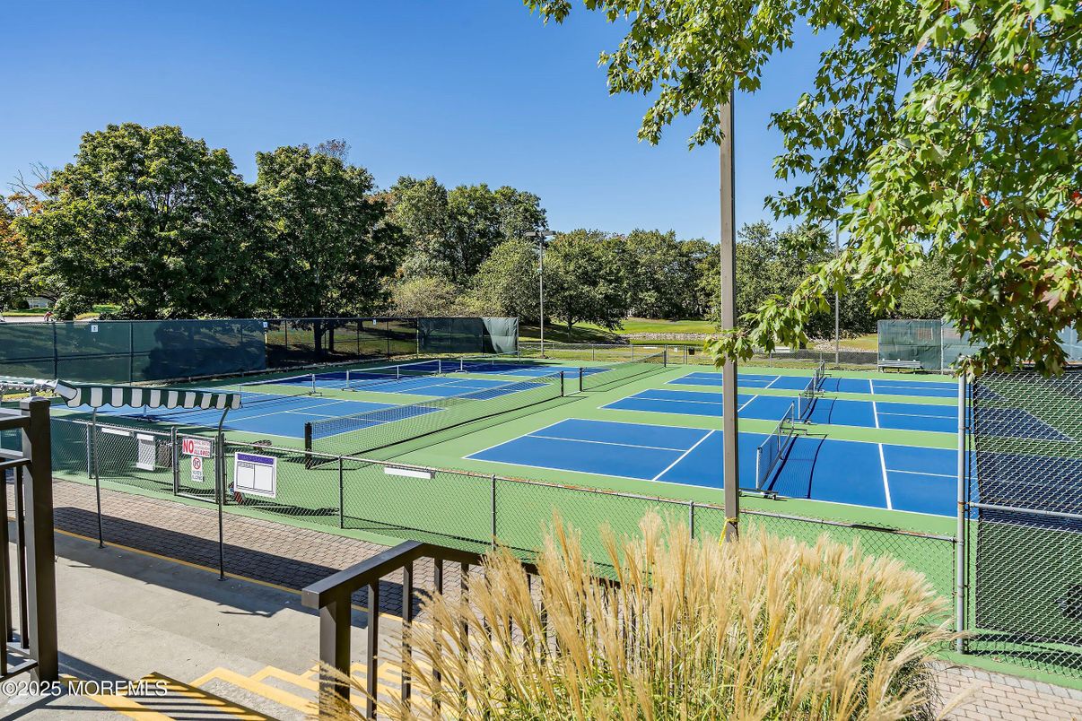 Exterior, Tennis Courts